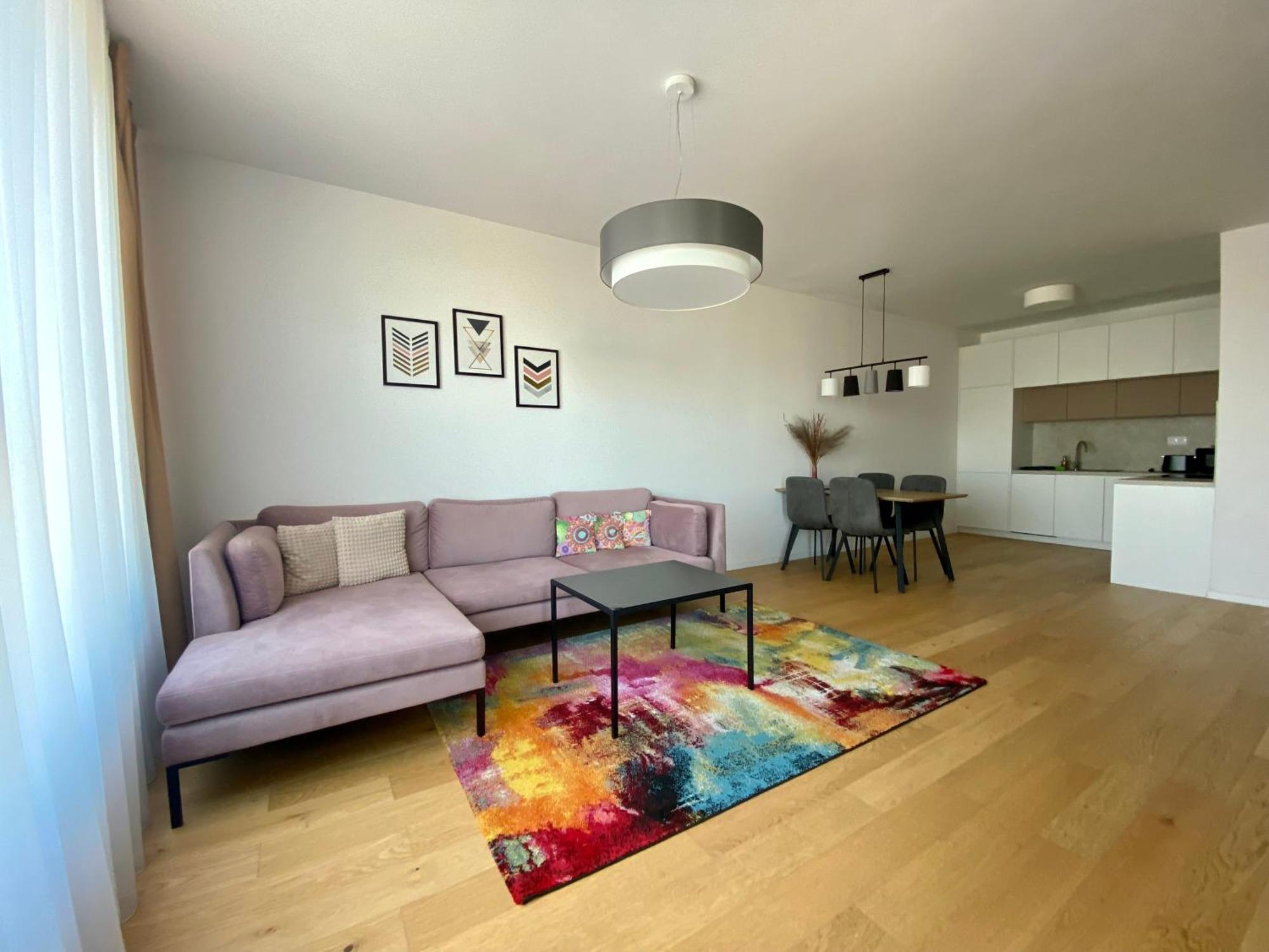 ברטיסלאבה Danubius Apartments מראה חיצוני תמונה
